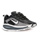 Nike Vomero 18: Comodidad Extrema + Medias Deportivas de Regalo